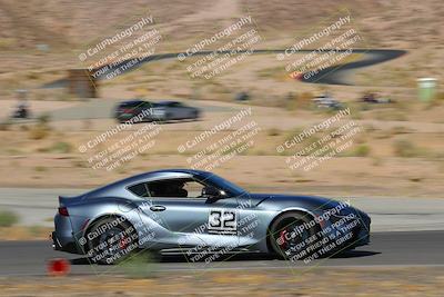 media/Oct-01-2022-Team Topak Racing (Sat) [[f860fb51be]]/2-Inter Low 2/session 1 turn 3/